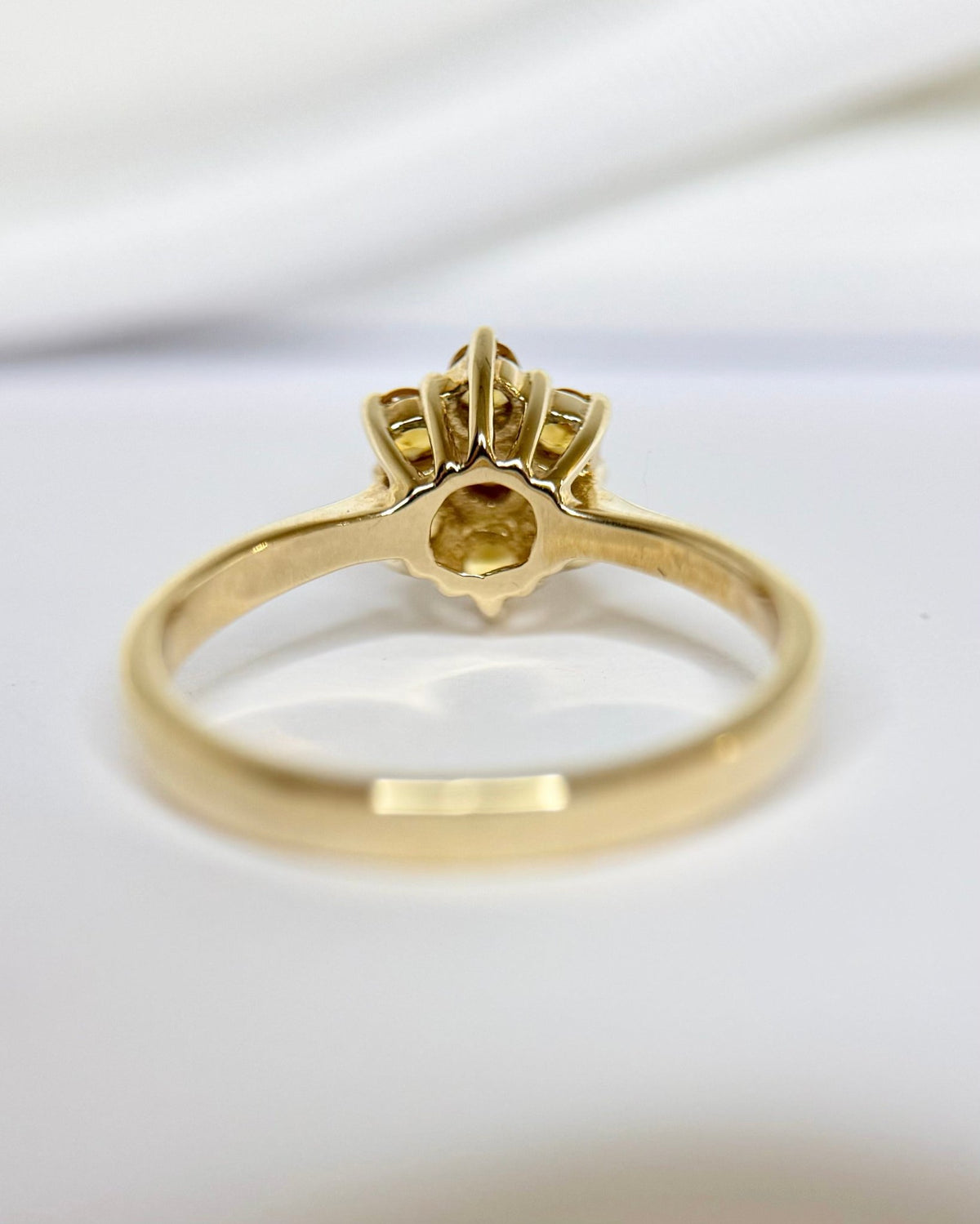 Bague Marguerite Saphir Orange &amp; Saphirs Jaunes "Emilie" - Elliade Paris