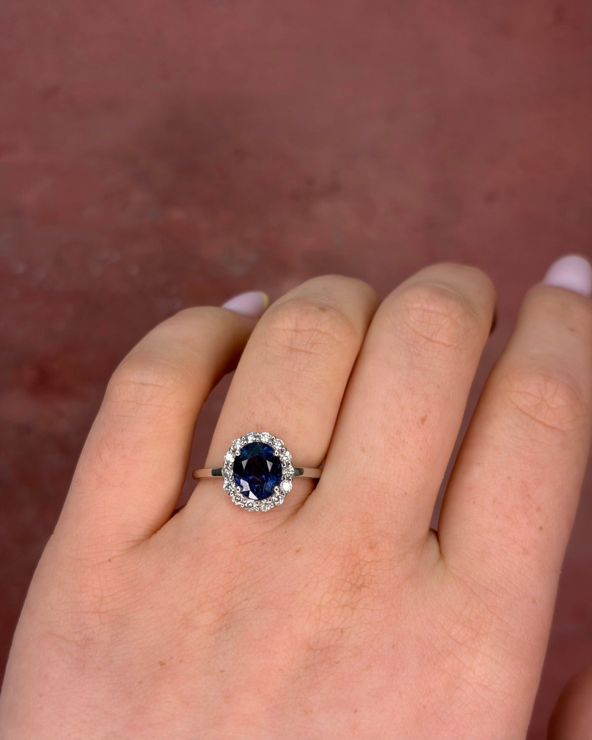 Bague Marguerite Saphir Peacock de Ceylan 2.45 carats &amp; Diamants 0.30 carat "Esther" - Elliade Paris