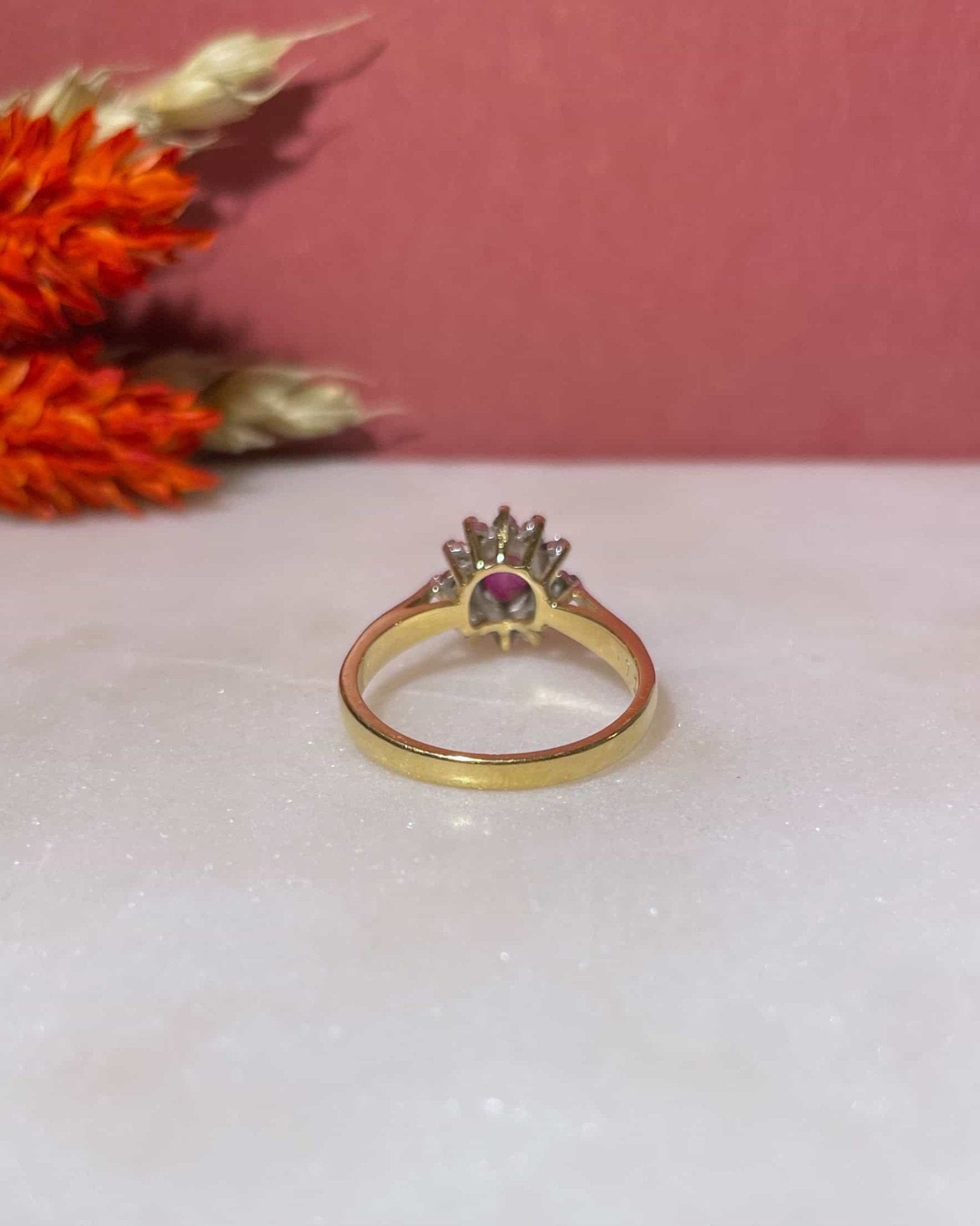 Bague Marguerite Saphir rose 0.40 carat &amp; Diamants "Amélisée" - Elliade Paris