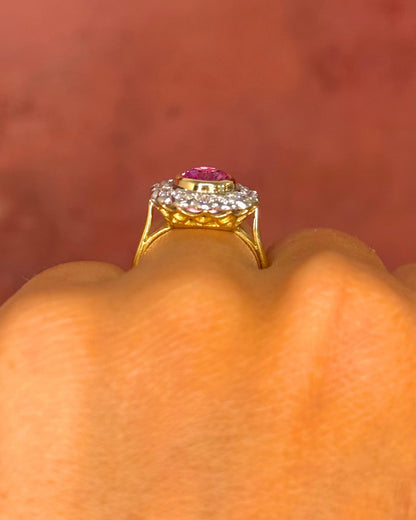 Bague Marguerite Saphir Rose 2.36 carats &amp; Diamants 0.56 carat 4.93g "Léonie" - Elliade Paris