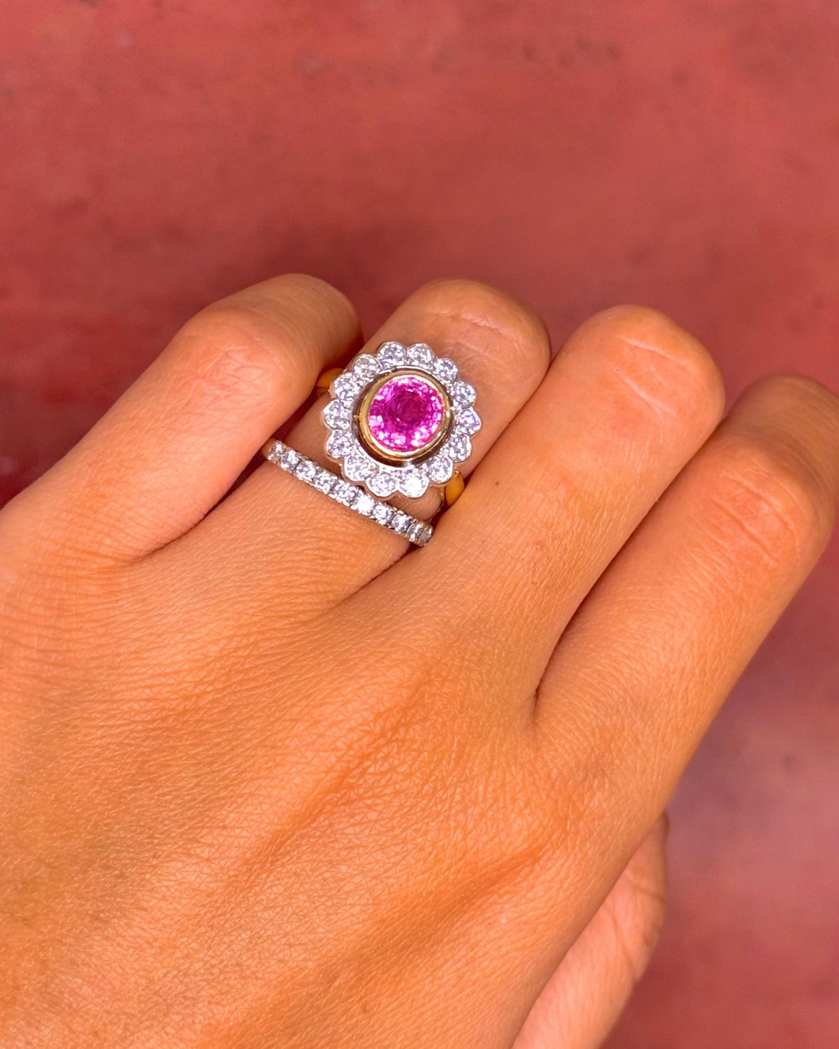 Bague Marguerite Saphir Rose 2.36 carats &amp; Diamants 0.56 carat 4.93g "Léonie" - Elliade Paris