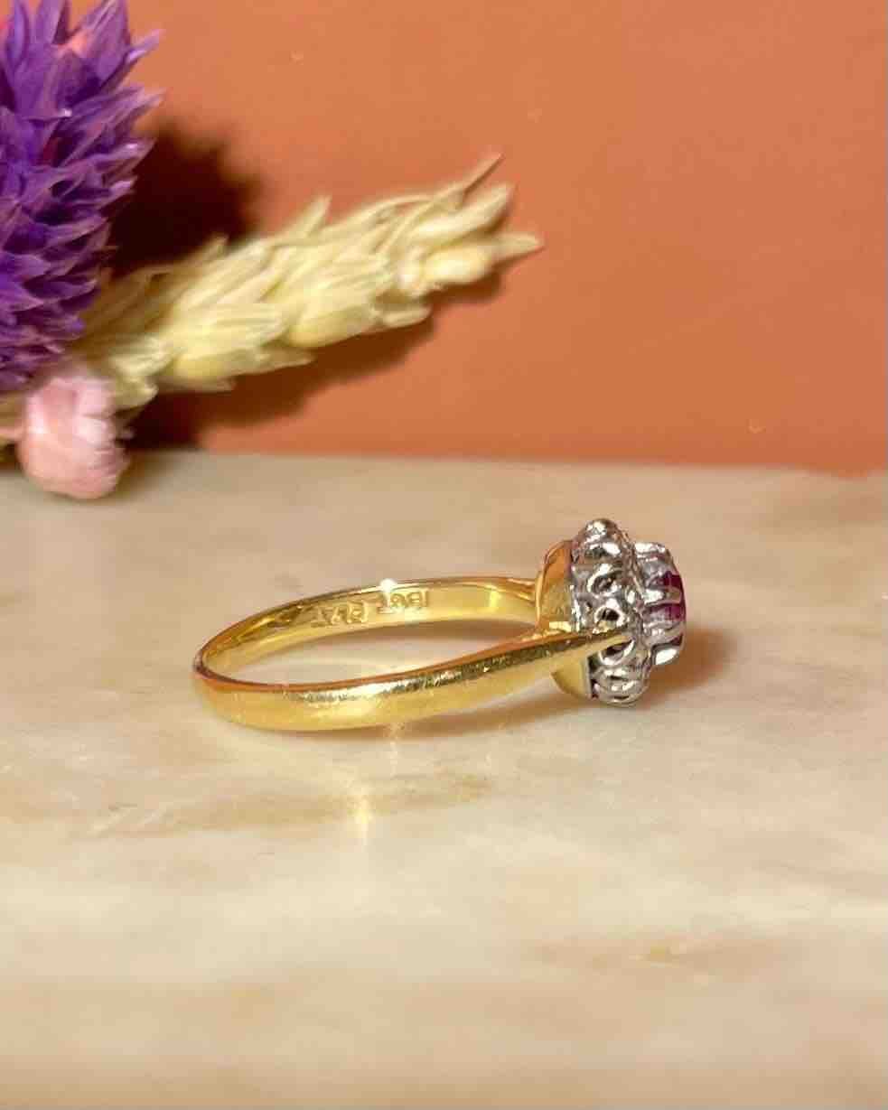 Bague Marguerite Saphir Rose &amp; Diamants &quot;Noème&quot; - Elliade Paris