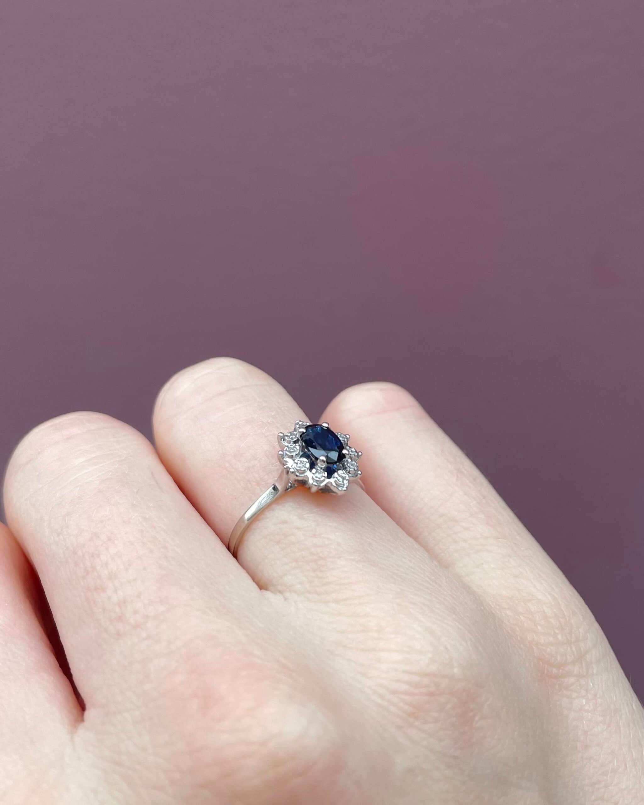 Bague Marguerite Saphir 0.50 Carat &amp; Diamants &quot;Hemma&quot;