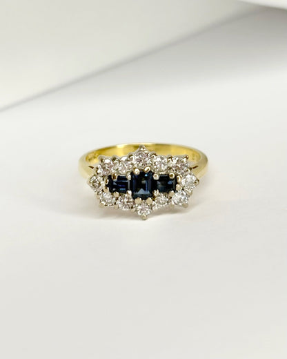 Bague Marguerite Saphirs 0.40 carat &amp; Diamants 0.56 carat &quot;Nina&quot; - Elliade Paris