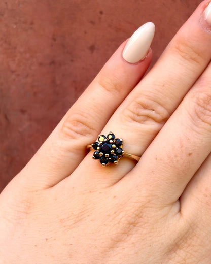 Bague Marguerite Saphirs 1.87 carat "Zahia" - Elliade Paris