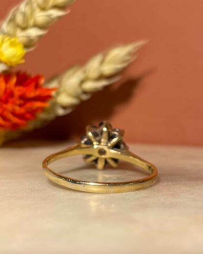 Bague Marguerite Saphirs &amp; Diamant 0.30 carat &quot;Jade &quot; - Elliade Paris