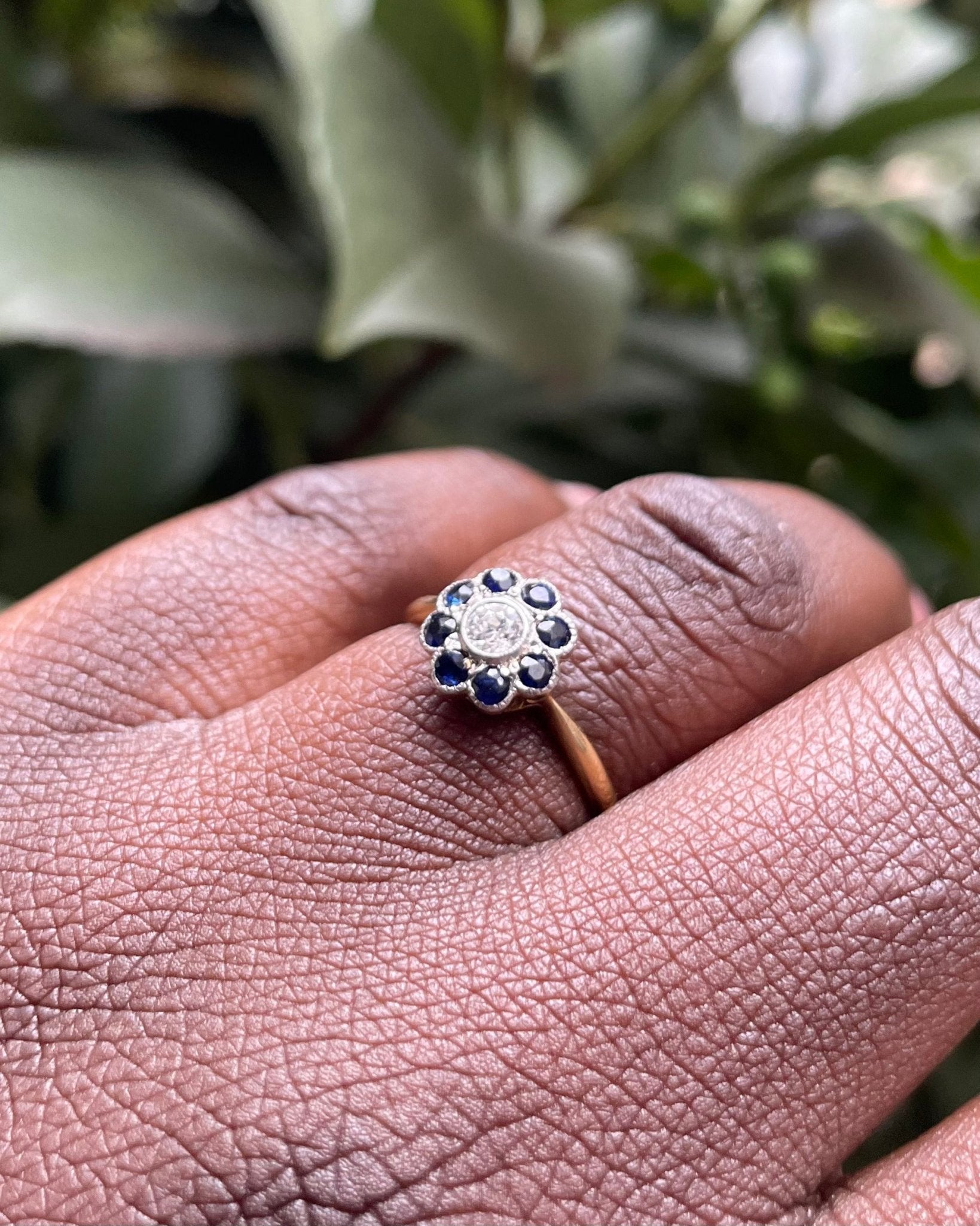 Bague Marguerite Saphirs &amp; Diamant « Xénia » - Elliade Paris