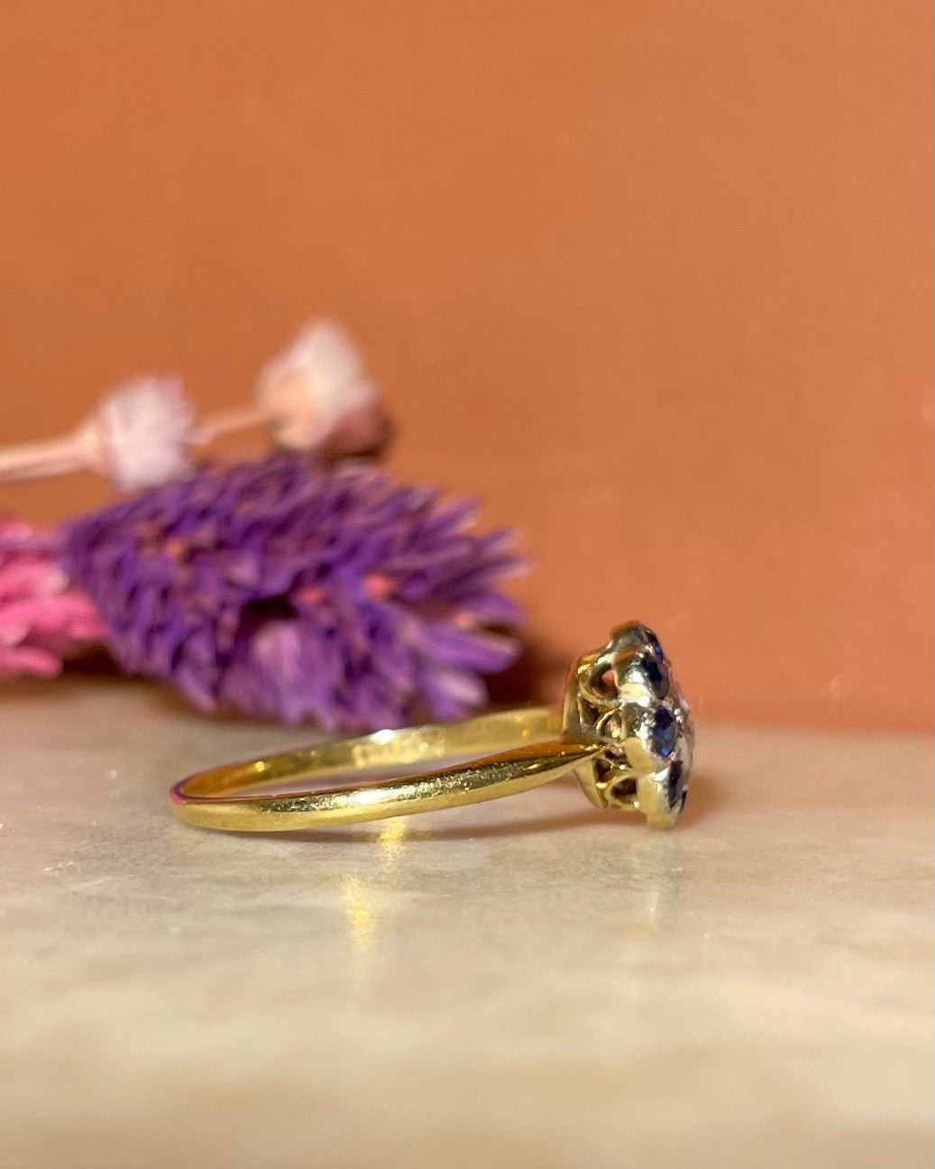 Bague Marguerite Saphirs &amp; Diamant « Xénia » - Elliade Paris