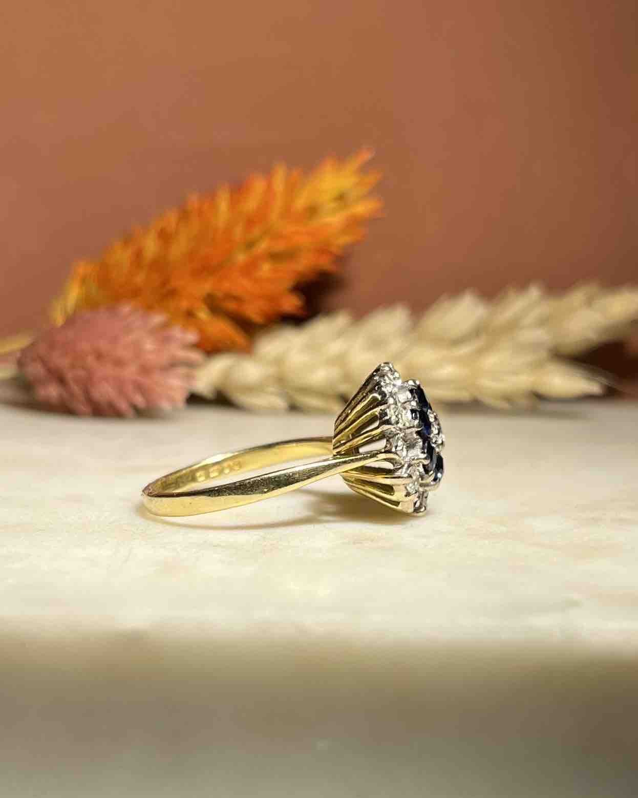 Bague Marguerite Saphirs &amp; Diamants "Giulia" - Elliade Paris
