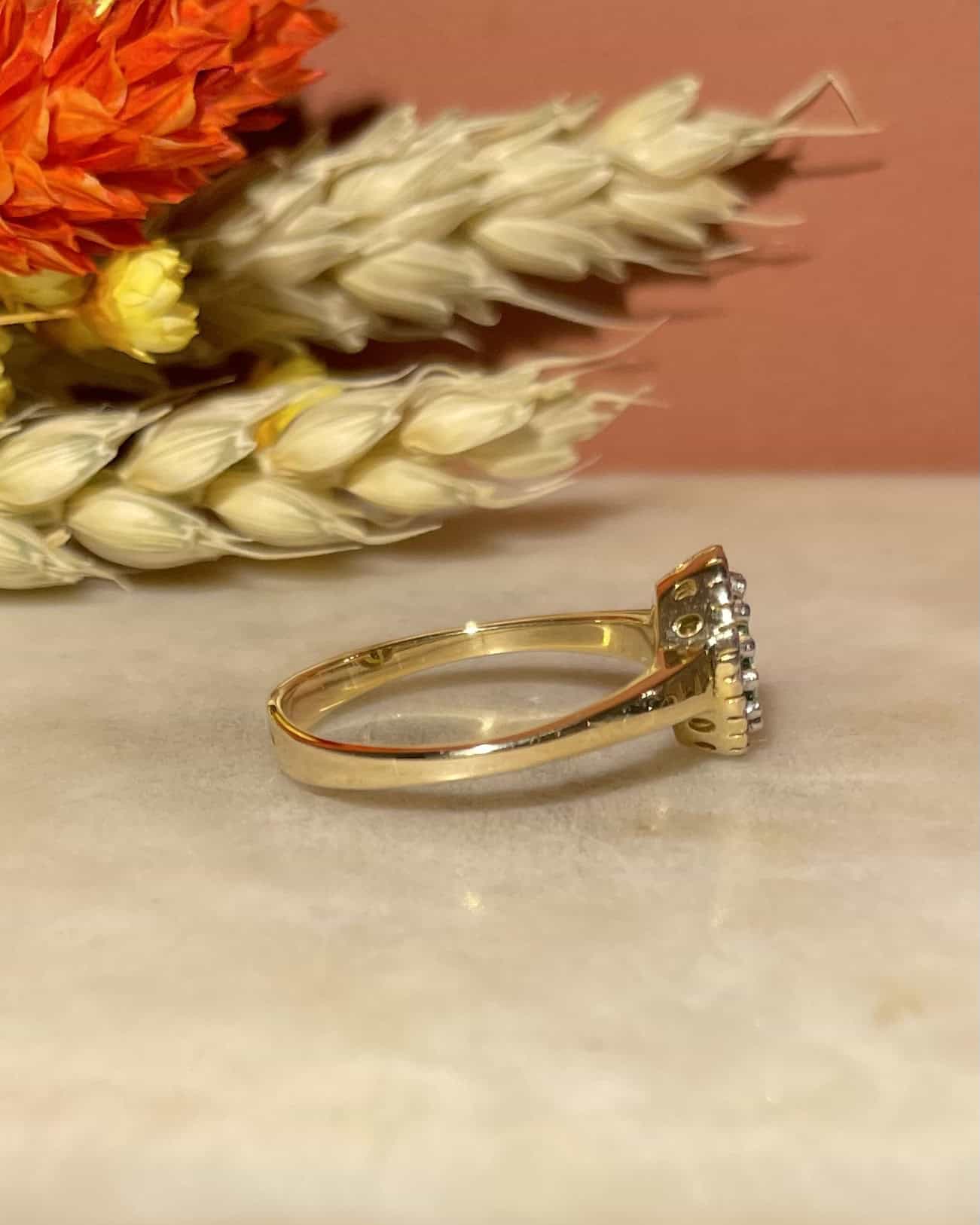 Bague Marguerite Émeraude 0.30 carat &amp; Diamants "Éléanore"