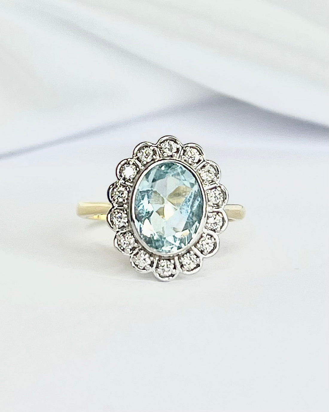 Bague Marguerite Style Art - Déco Aigue - Marine 1.65 carat &amp; 14 Diamants "Camélia" - Elliade Paris