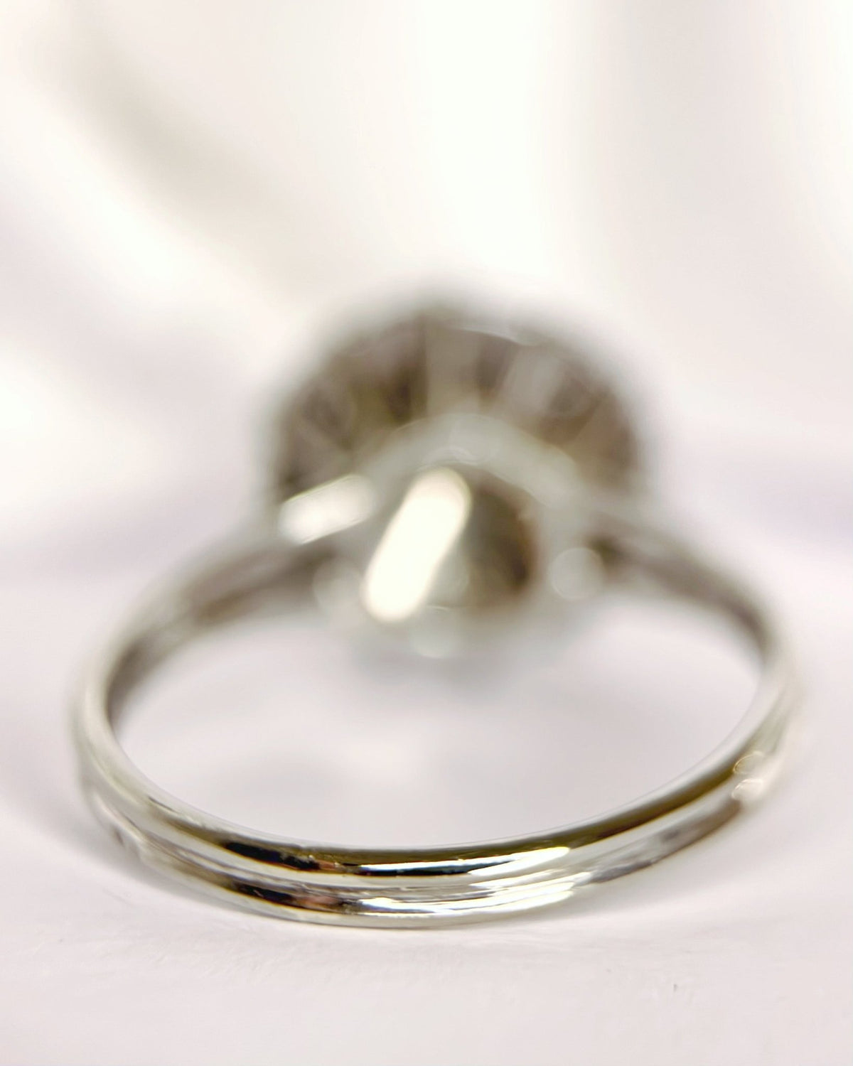 Bague Marguerite Style Art-Déco Diamants "Alexandrine" - Elliade Paris