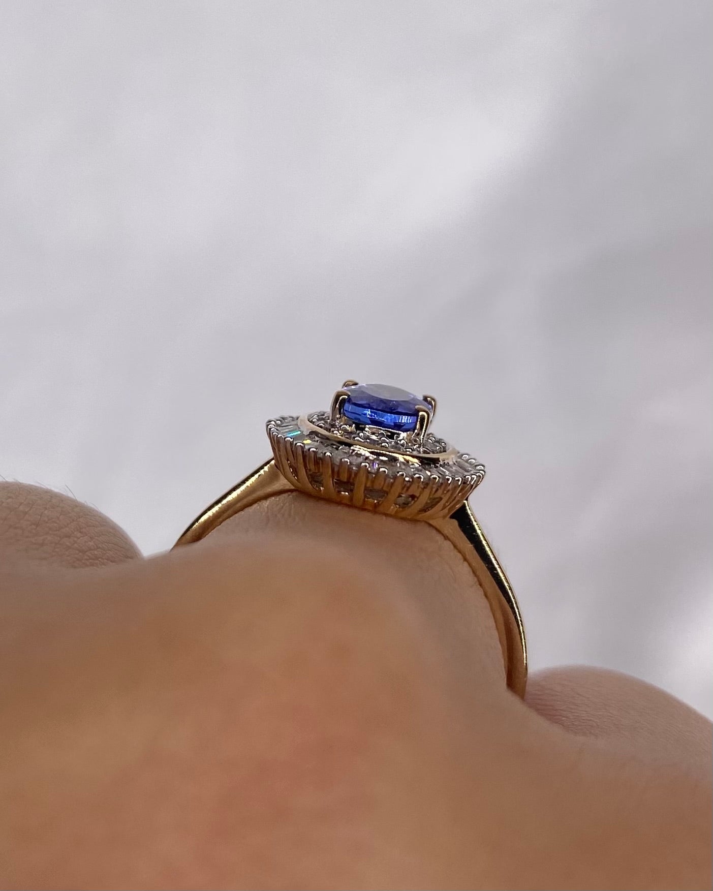 Bague Marguerite Tanzanite 0.80 carat &amp; Diamants &quot;Fanny&quot; - Elliade Paris