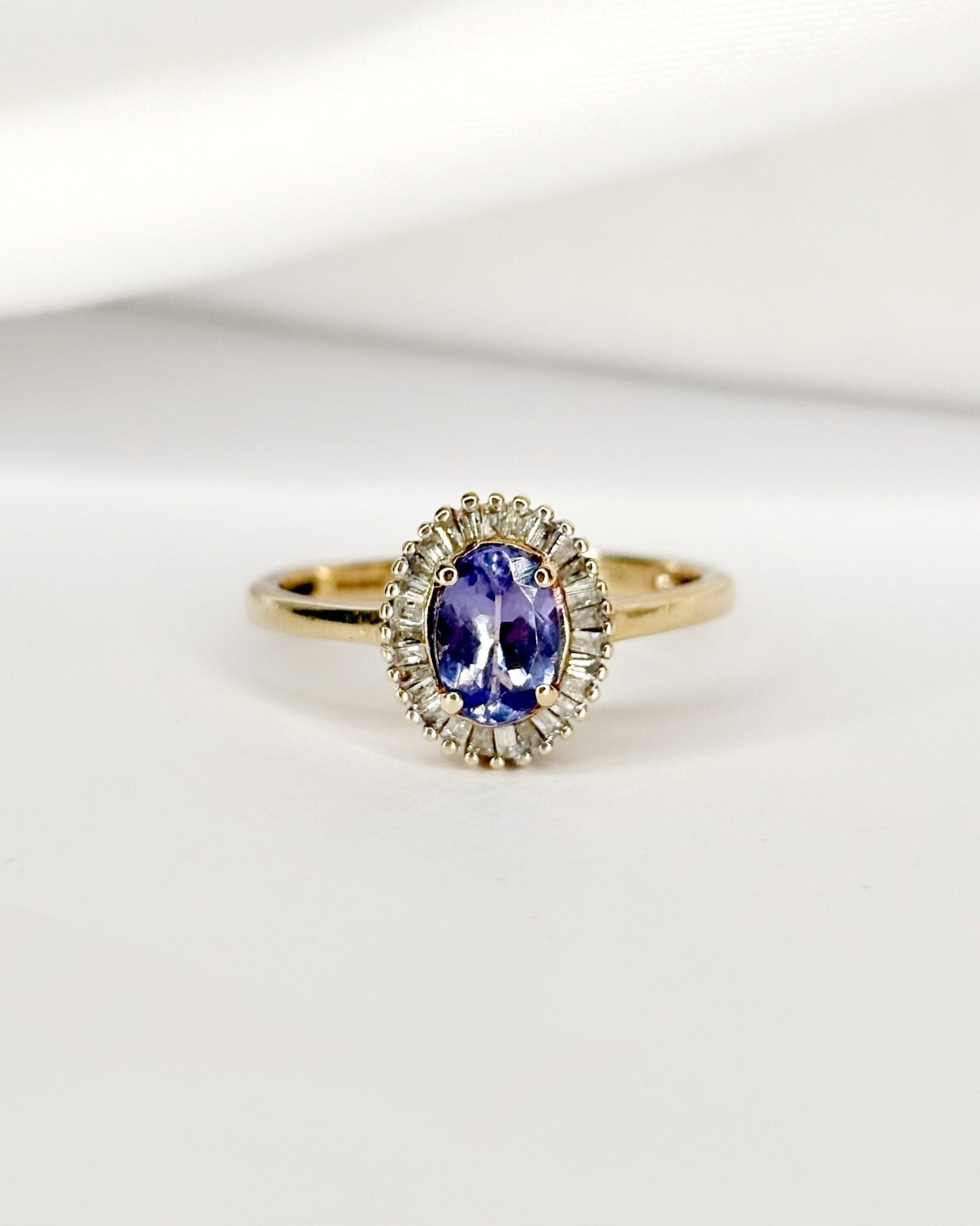 Bague Marguerite Tanzanite 0.85 carat &amp; Diamants "Violetta" - Elliade Paris
