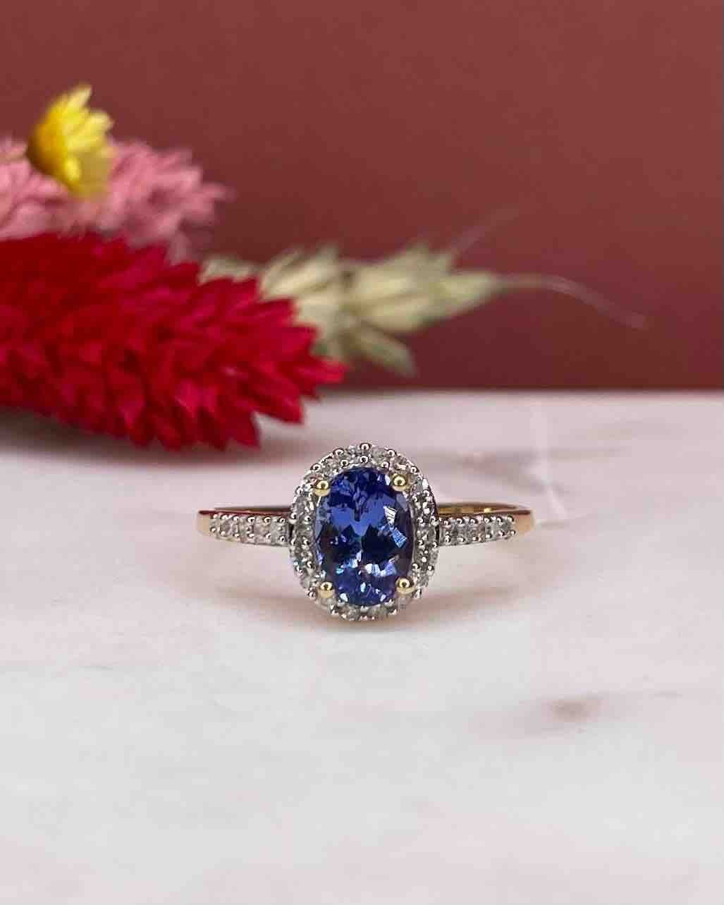 Bague Marguerite Tanzanite 1.30 Carat &amp; 28 Diamants "Lunali" - Elliade Paris