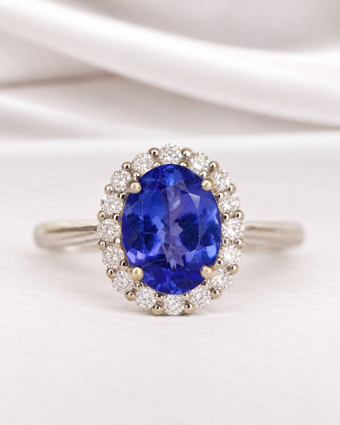 Bague Marguerite Tanzanite 1.65 carat &amp; Diamants 0.32 carat 4.14g "Lina" - Elliade Paris