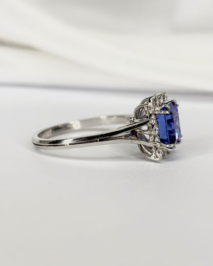 Bague Marguerite Tanzanite 2.80 carats &amp; Diamants 0.56 carat "Anissa" - Elliade Paris