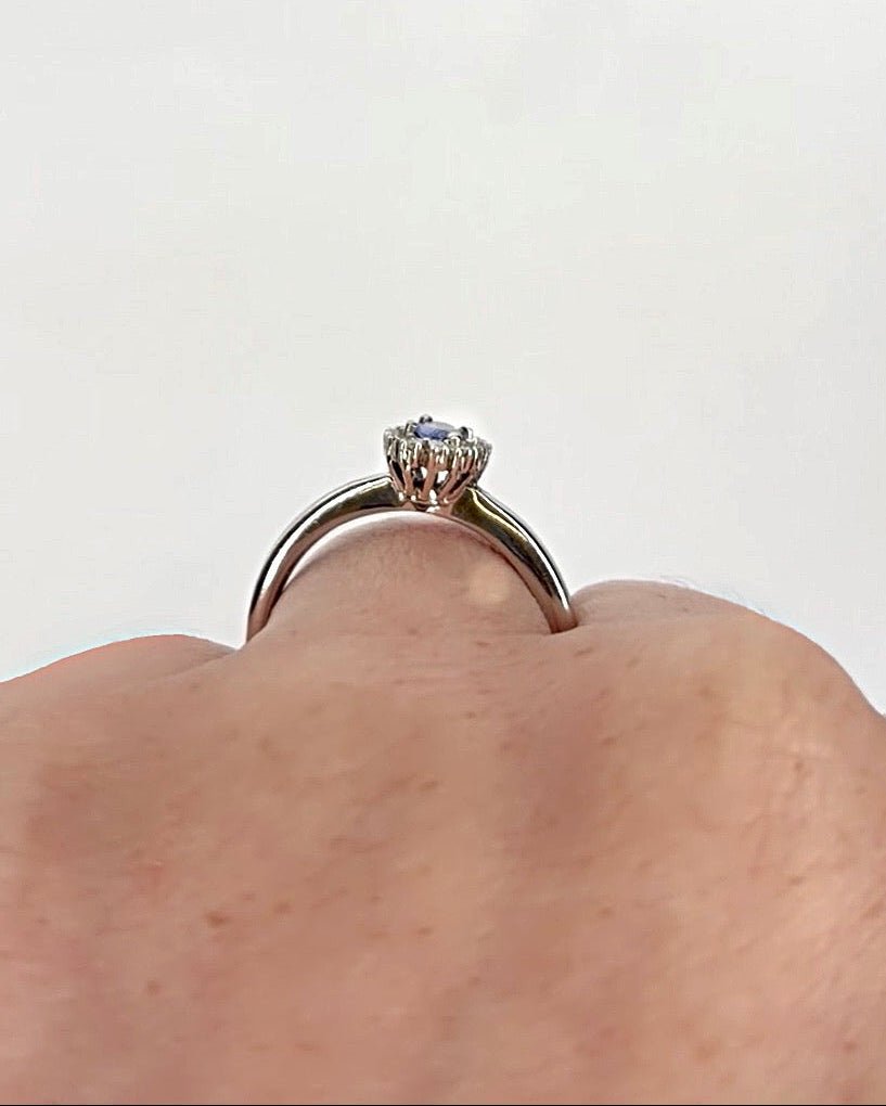 Bague Marguerite Tanzanite &amp; Diamants "Léana" - Elliade Paris
