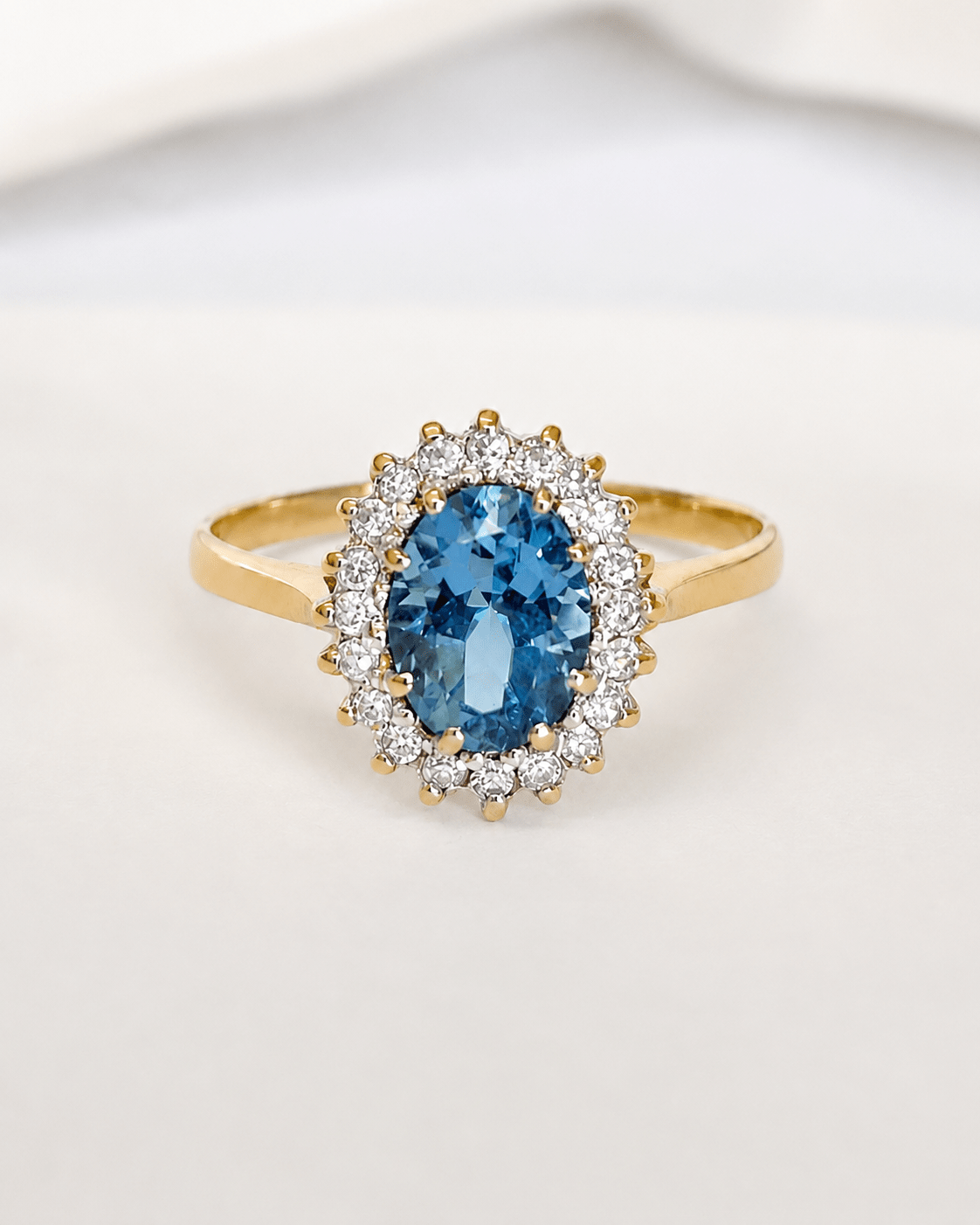 Bague Marguerite Topaze 1.15 carat &amp; Diamants 0.20 carat "Lucie" - Elliade Paris