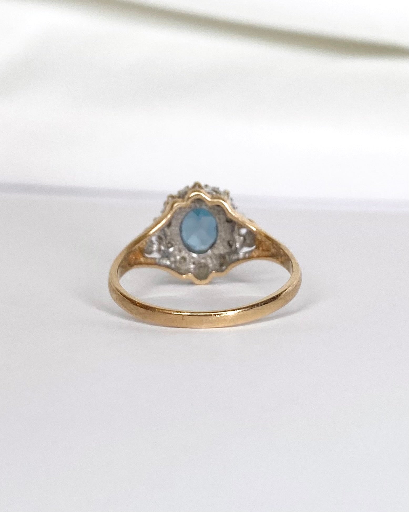 Bague Marguerite Topaze 1.20 carat &amp; Diamants "Tihoa" - Elliade Paris