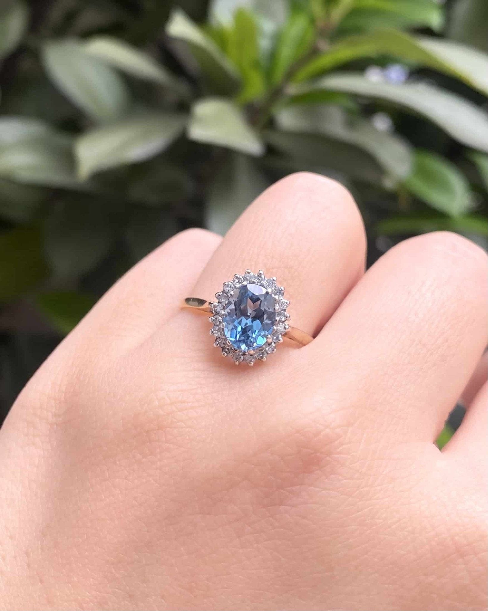 Bague Marguerite Topaze 1.40 carat &amp; Diamants "Naïs" - Elliade Paris
