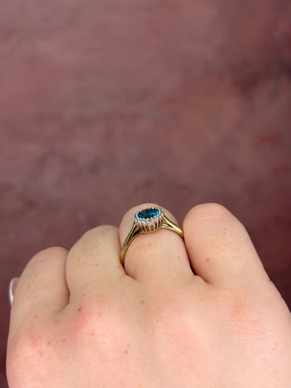 Bague Marguerite Topaze 1.80 carat &amp; Diamants 0.20 carat "Ambrine" - Elliade Paris