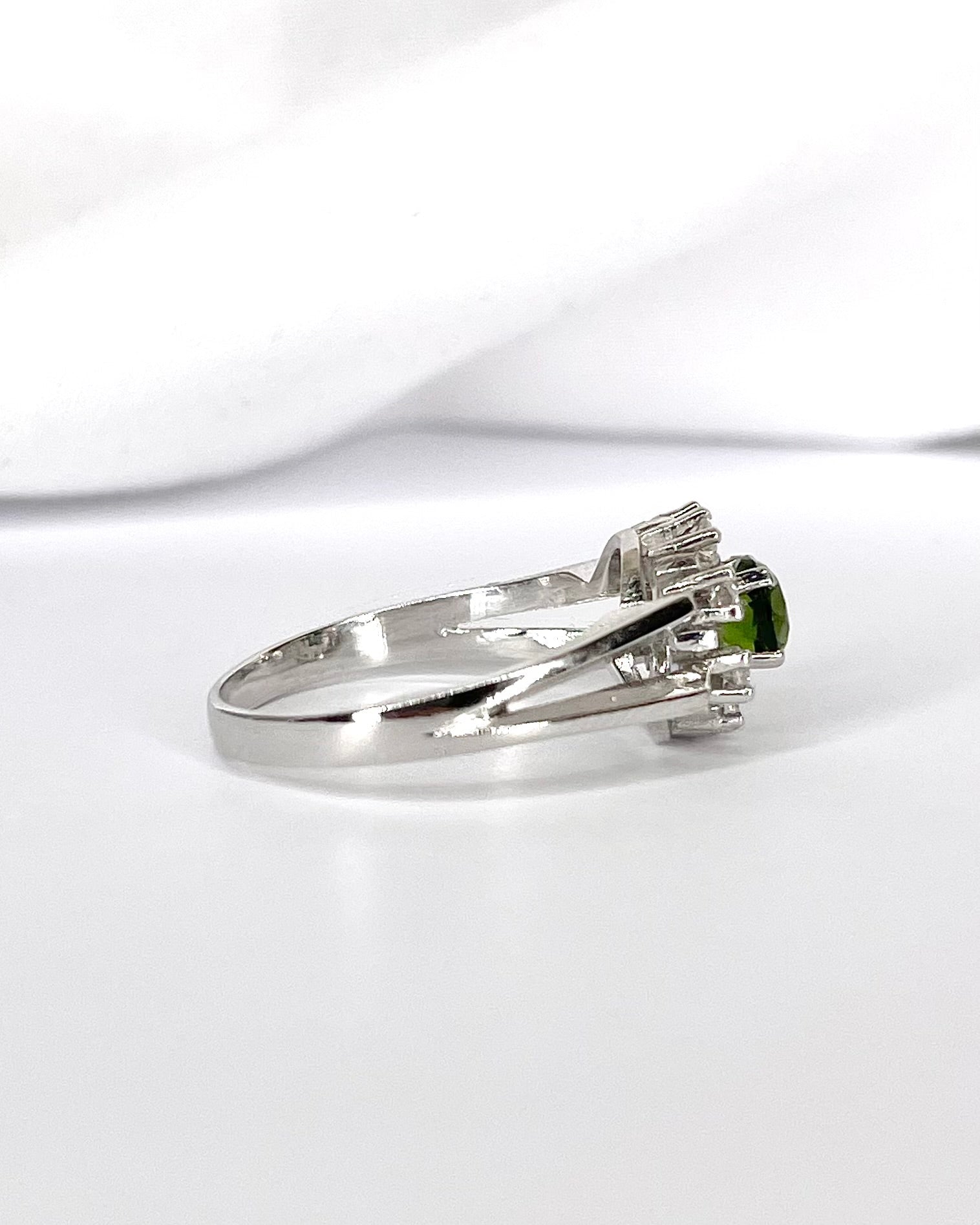 Bague Marguerite Tourmaline 0.60 carat &amp; Diamants 0.32 carat "Solene" - Elliade Paris