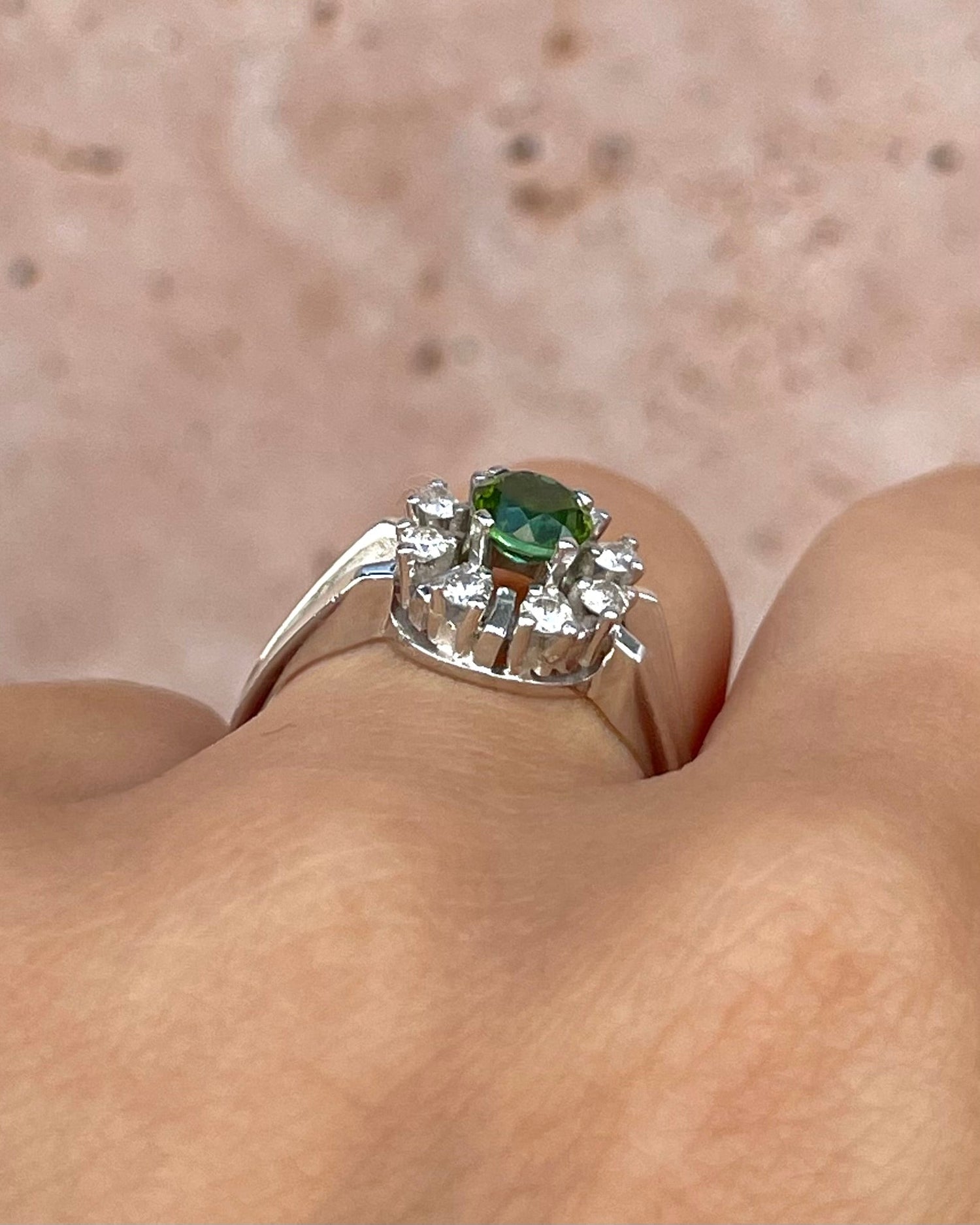 Bague Marguerite Tourmaline 0.60 carat &amp; Diamants 0.32 carat "Solene" - Elliade Paris