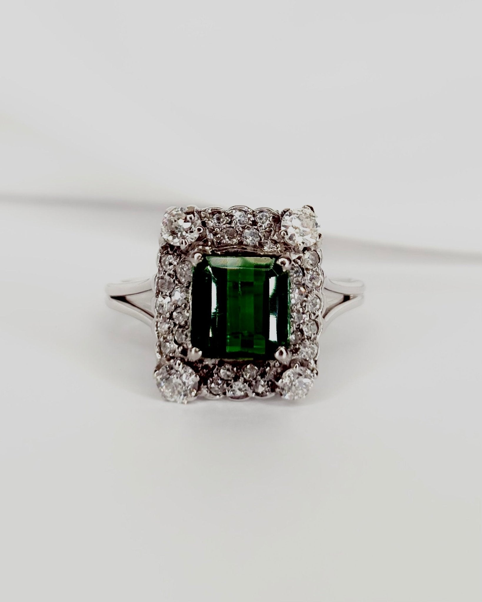 Bague Marguerite Tourmaline 2.22 carats &amp; Diamants 0.60 carat "Reina" - Elliade Paris
