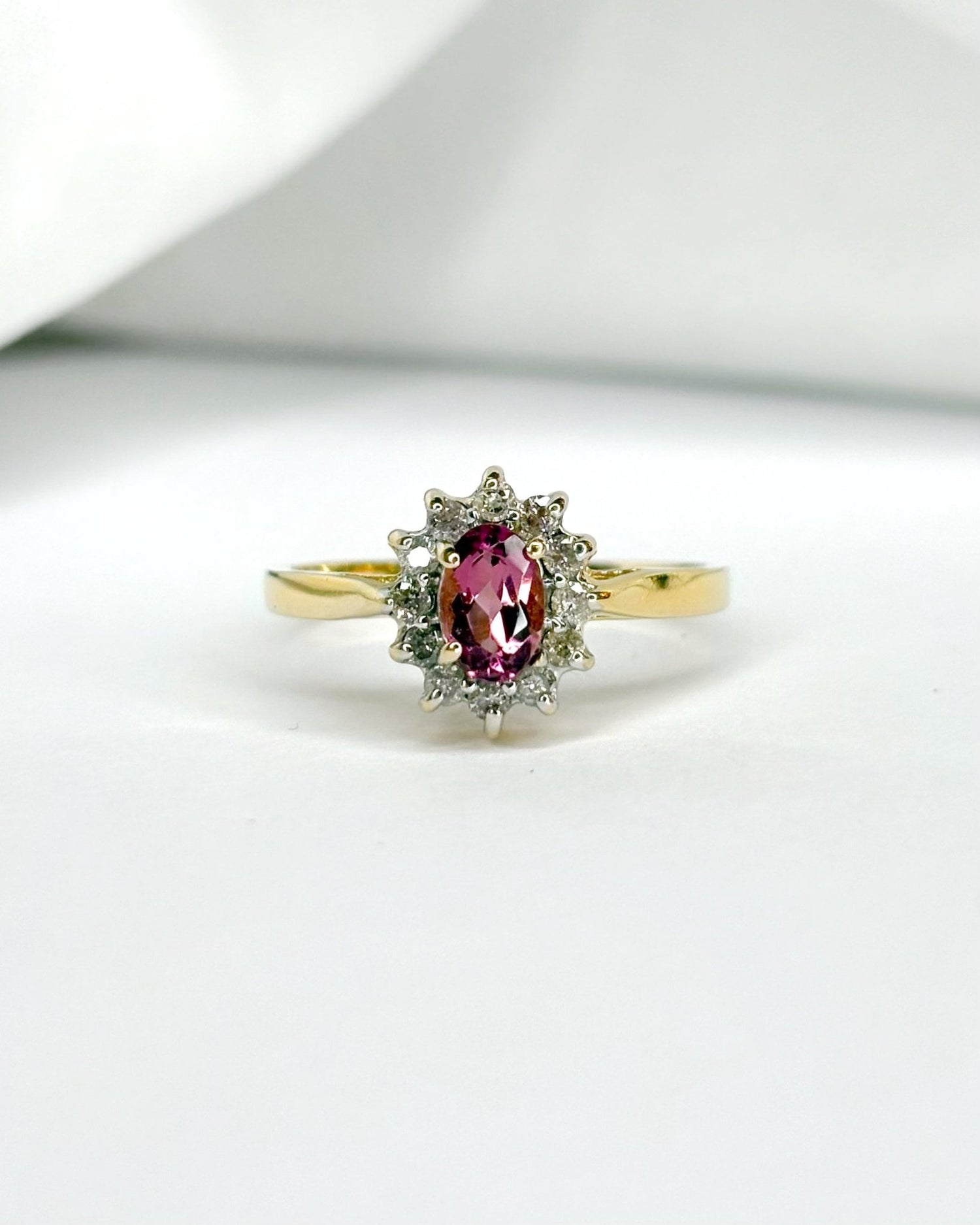 Bague Marguerite Tourmaline Rose 0.45 carat &amp; 12 Diamants &quot;Rachel&quot; - Elliade Paris