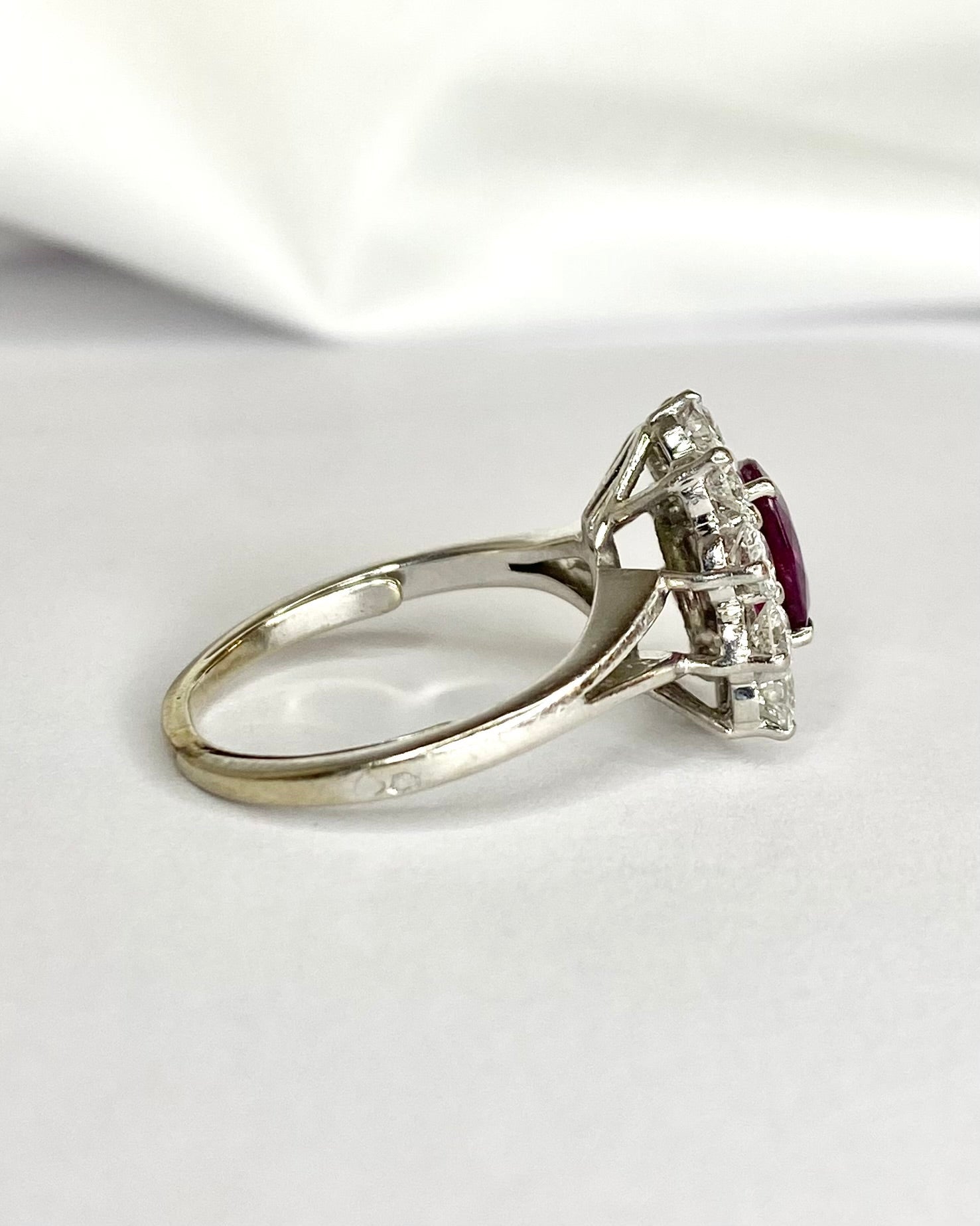 Bague Marguerite Tourmaline Rose 0.95 carat &amp; Diamants 0.90 carat "Coralie" - Elliade Paris