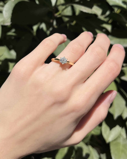 Bague Marguerite Vintage 7 Diamants &quot;Markita&quot; - Elliade Paris