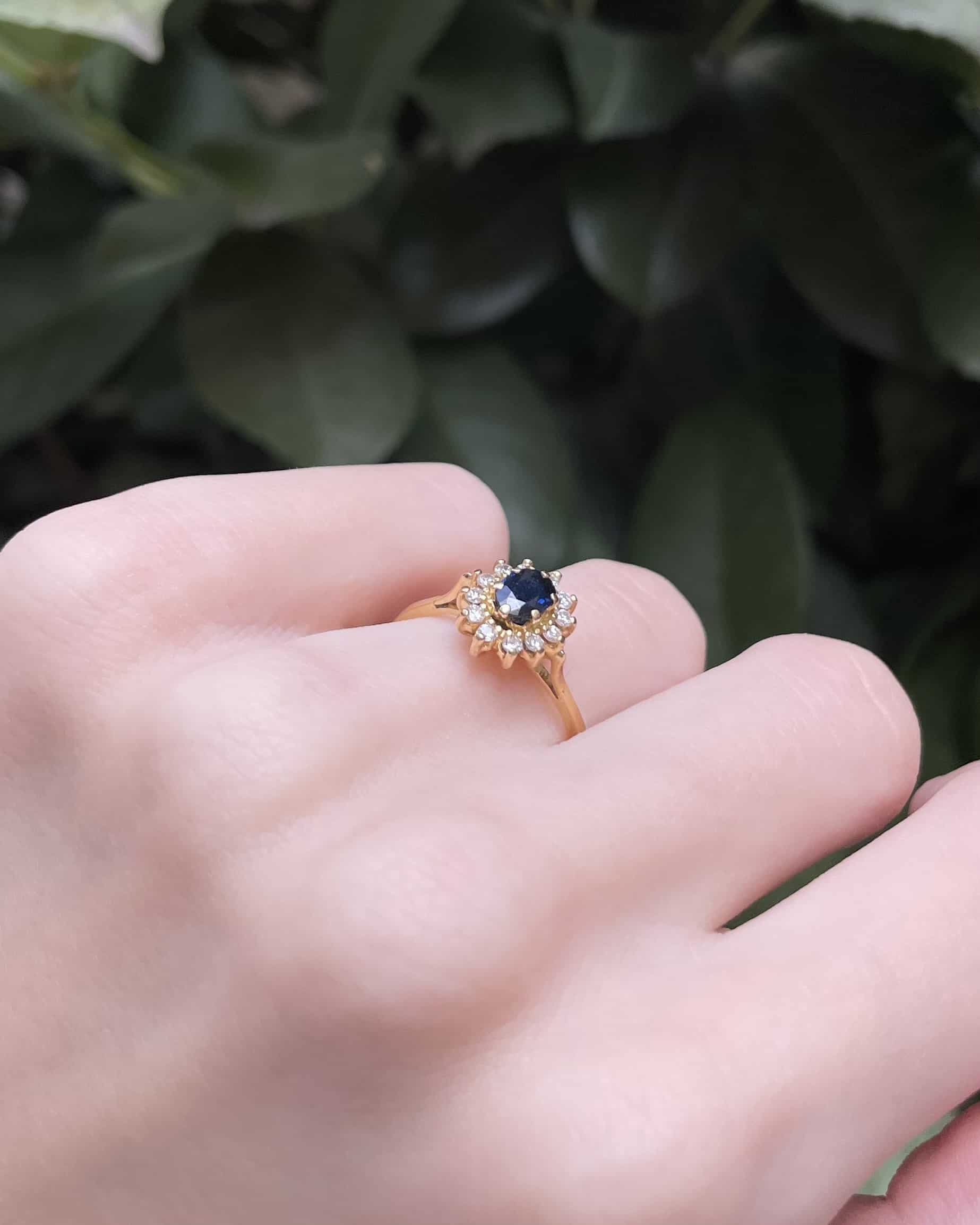 Bague Marguerite Saphir &amp; Diamants "Floriane"