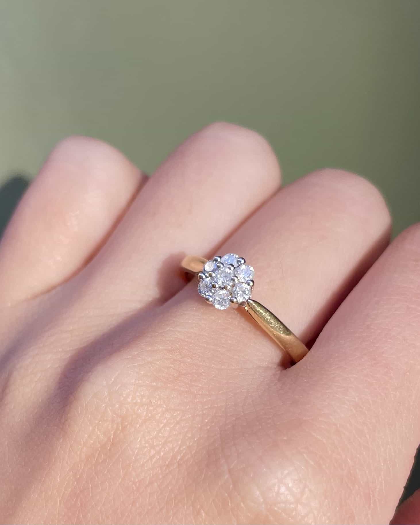 Bague Marguerite Vintage Diamants 0.21 carat &quot;Rila&quot;