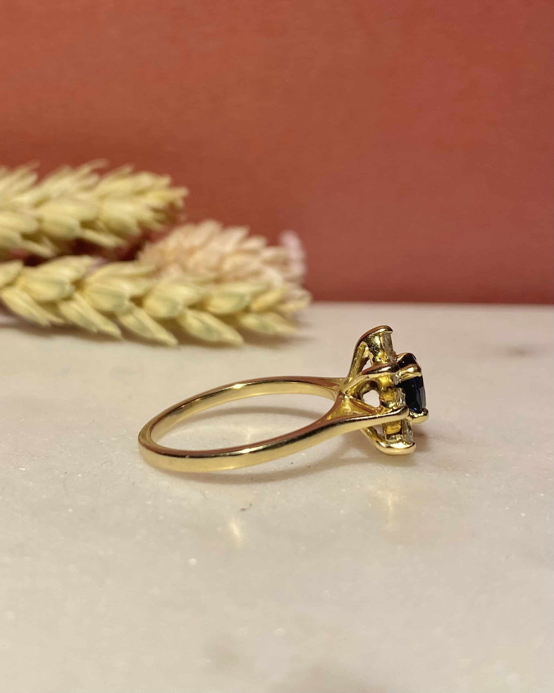 Bague Marguerite Saphir &amp; Diamants &quot;Aina&quot;