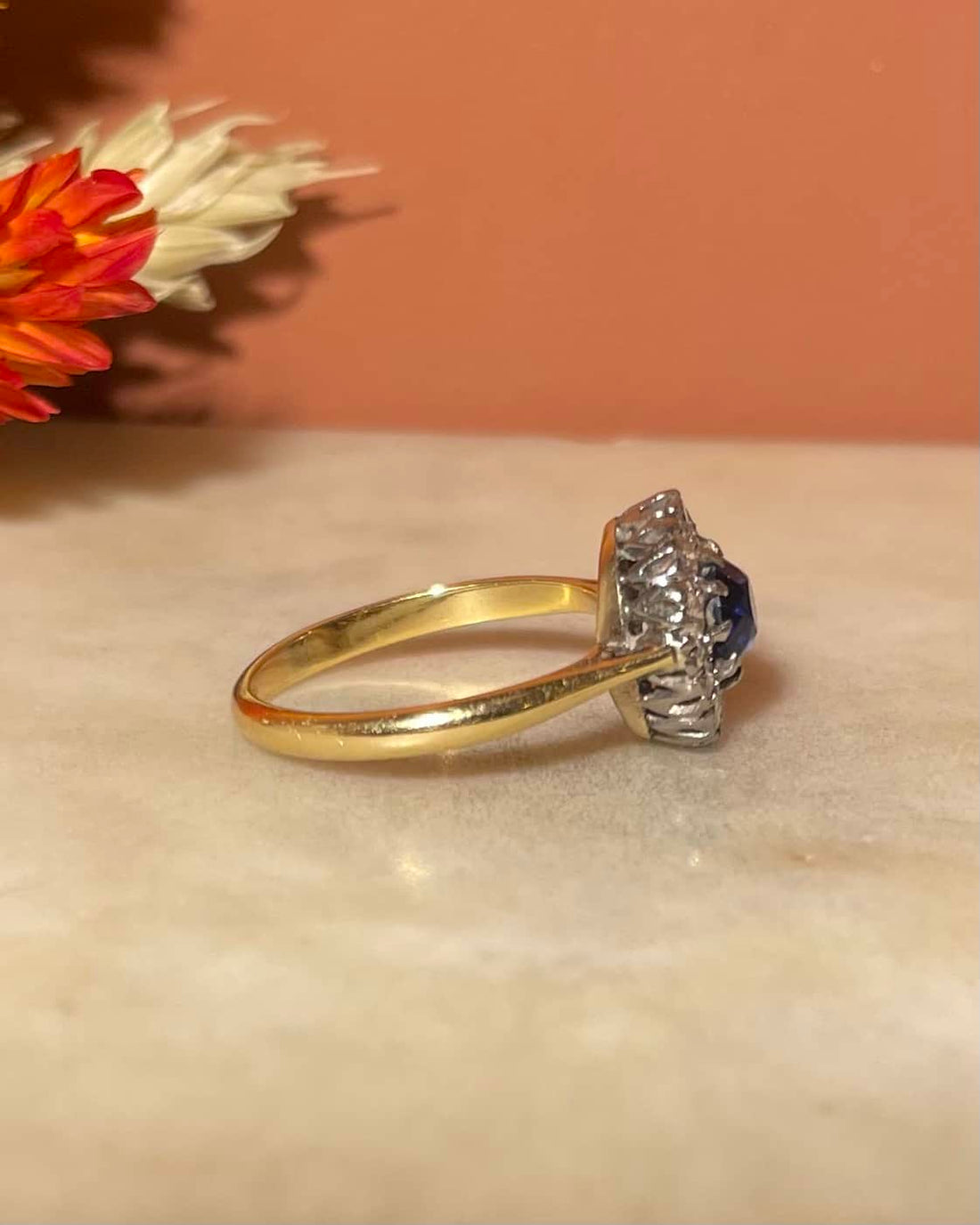 bague marguerite vintage en or 18 carats et platine - Elliade Paris bijoux vintage