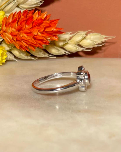 Bague Vintage Marguerite Grenat &amp; Diamants &quot;Olivia&quot;