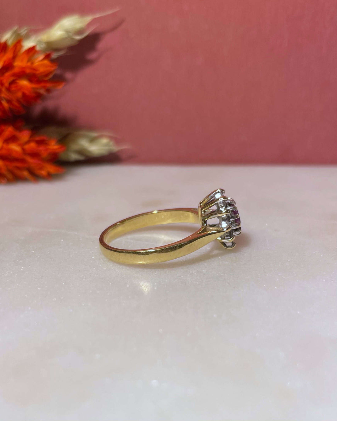 Bague Marguerite Saphir rose 0.40 carat &amp; Diamants &quot;Amélisée&quot;
