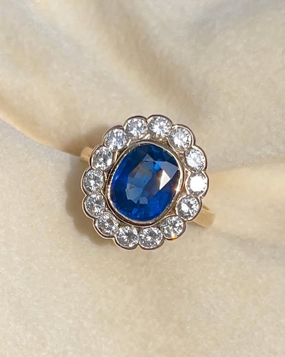 Anillo de zafiro margarita de 2,30 quilates y diamantes de 0,80 quilates &quot;Althéa&quot;