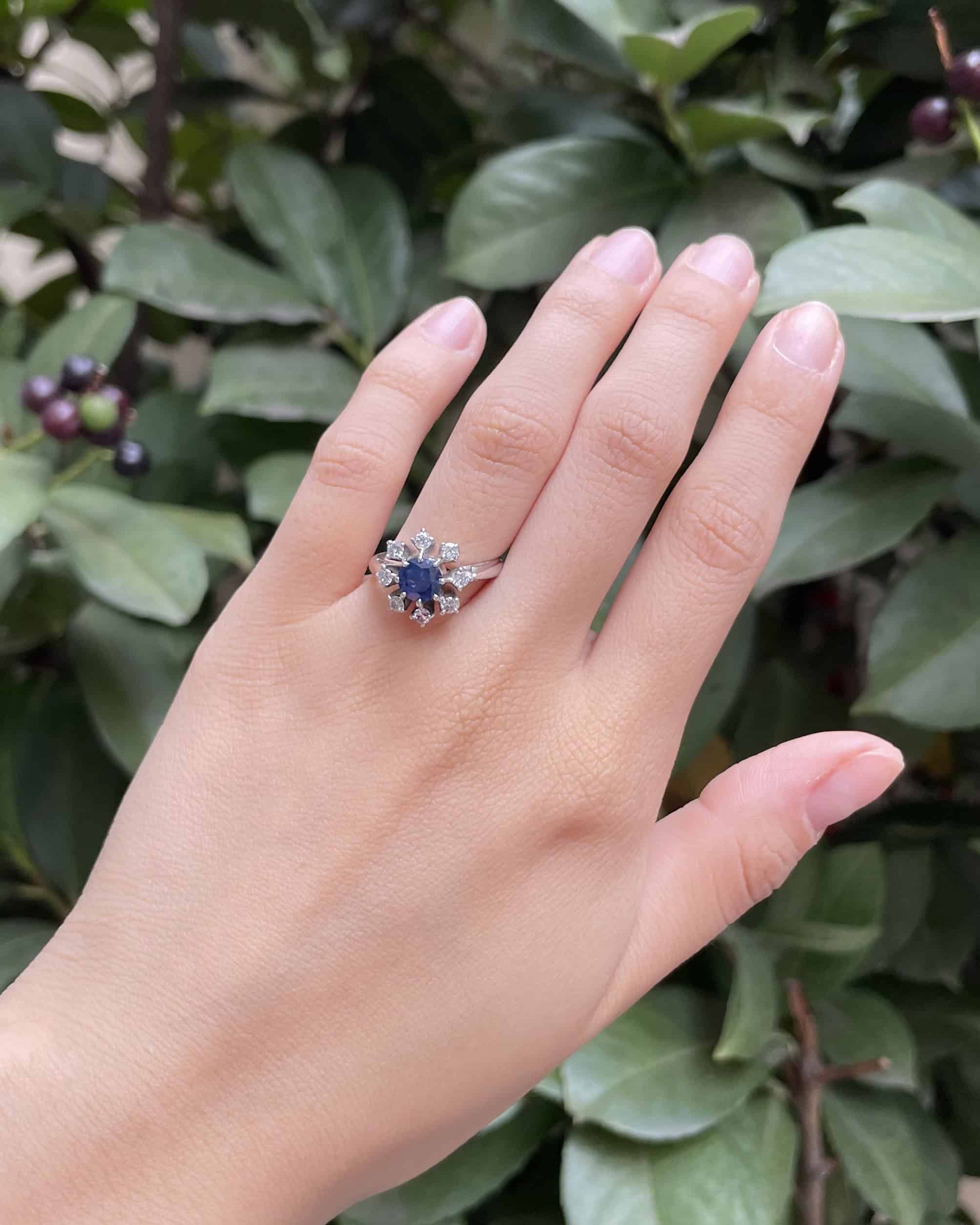 "Yolanda" Sapphire &amp;amp; 8 Diamond Daisy Ring