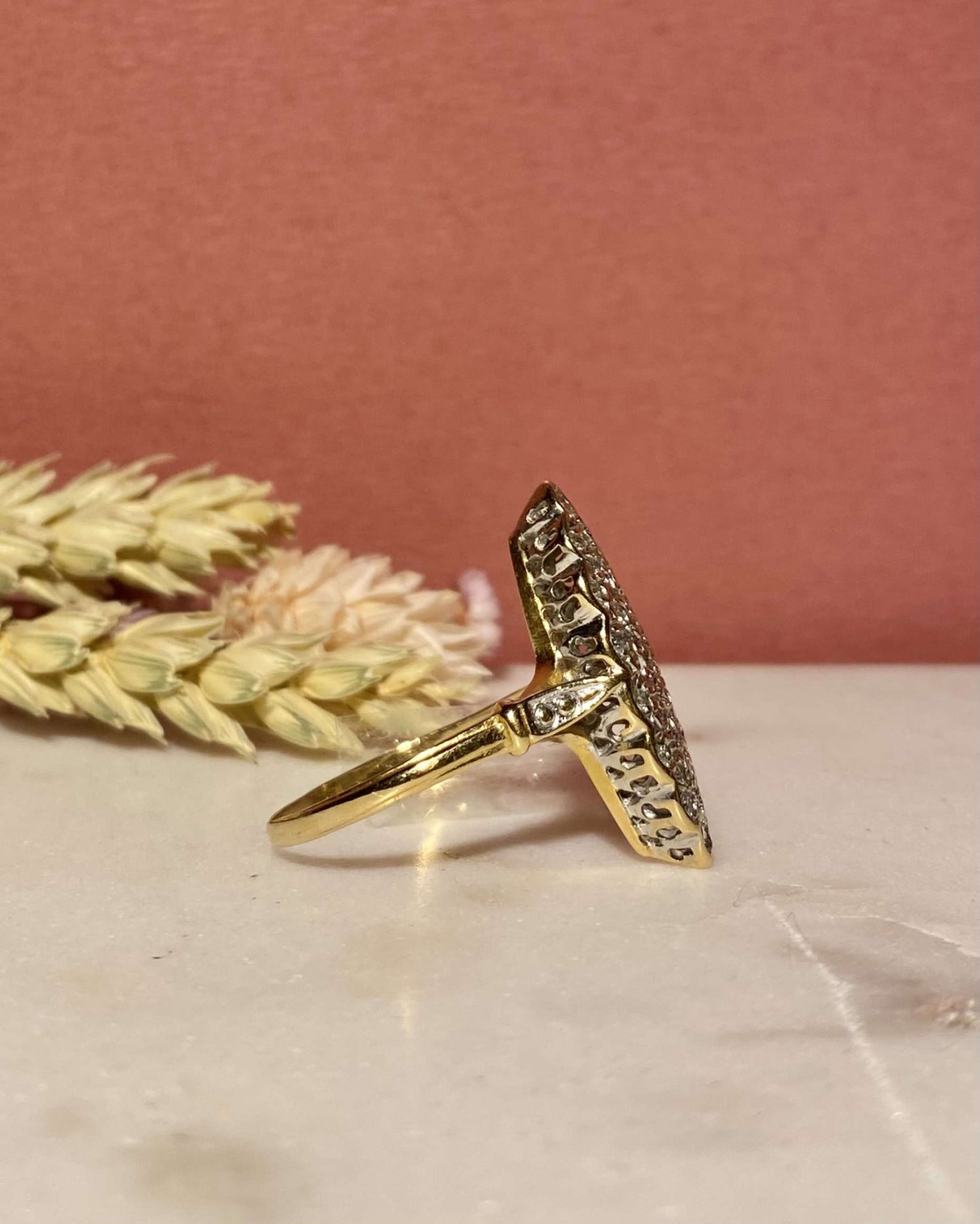 Bague Marquise 33 Diamants 0.66 carat &quot;Coraline&quot; - Elliade Paris