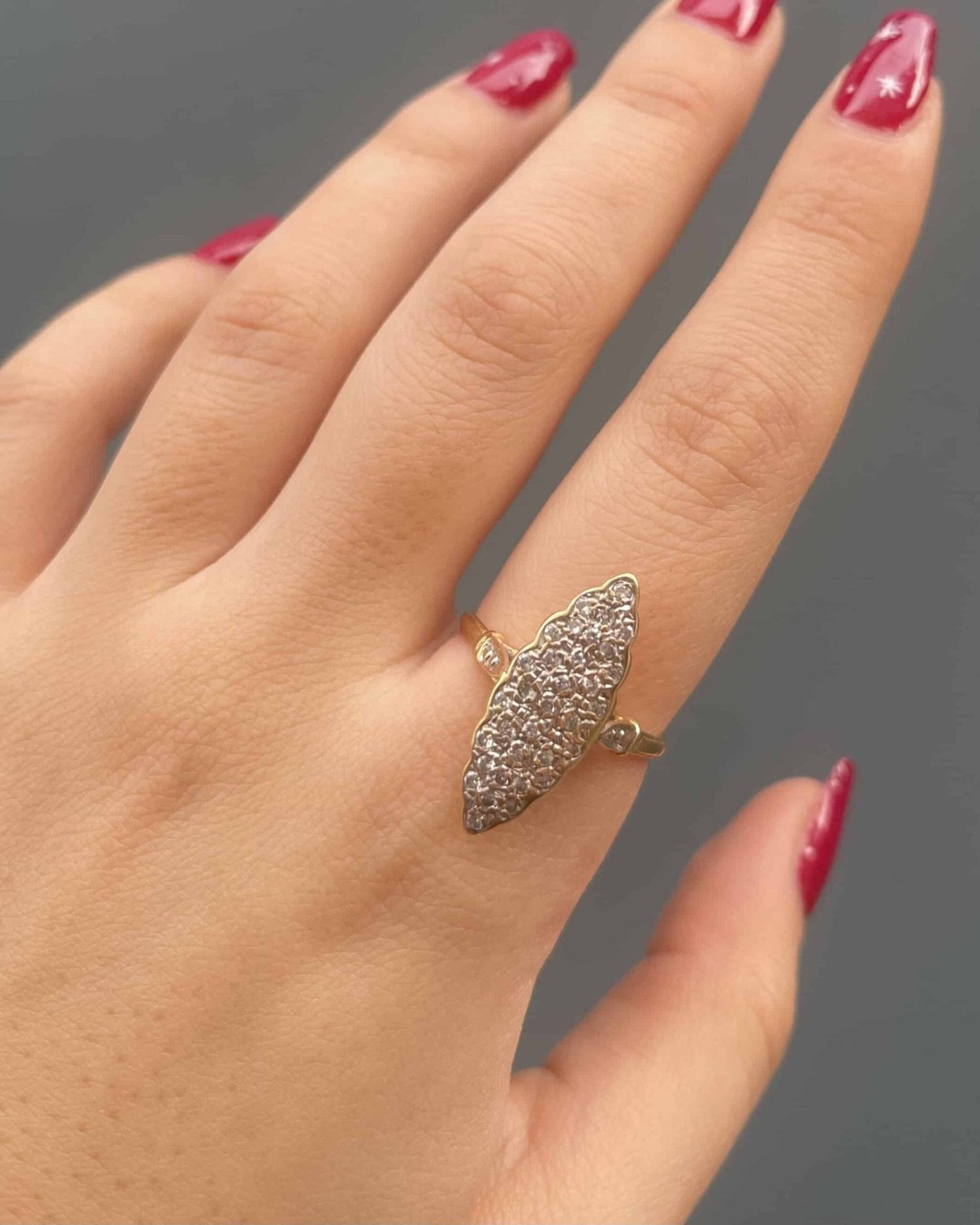 Bague Marquise 33 Diamants 0.66 carat &quot;Coraline&quot; - Elliade Paris