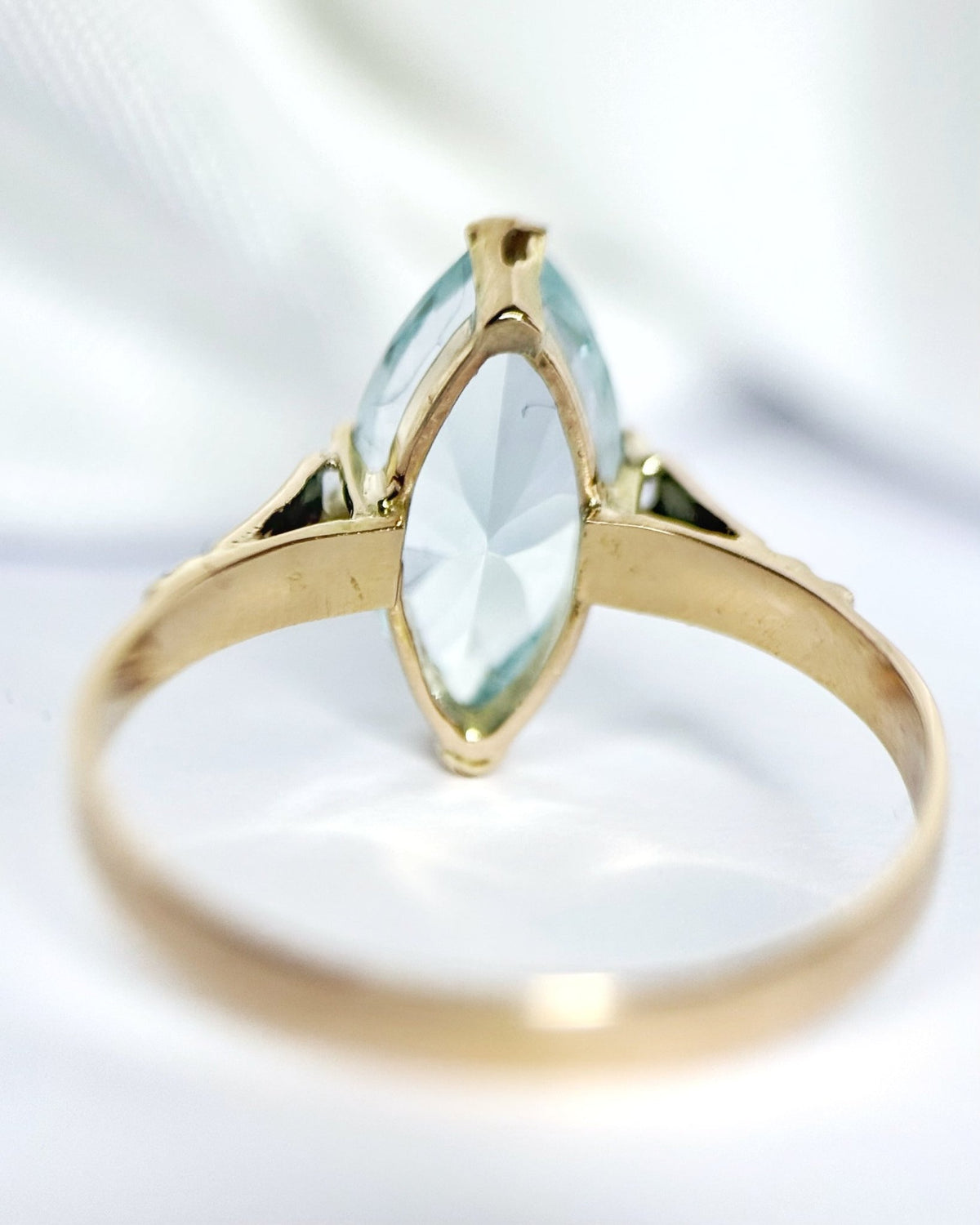 Bague Marquise Aigue-Marine 1.93 carat "Marine" - Elliade Paris