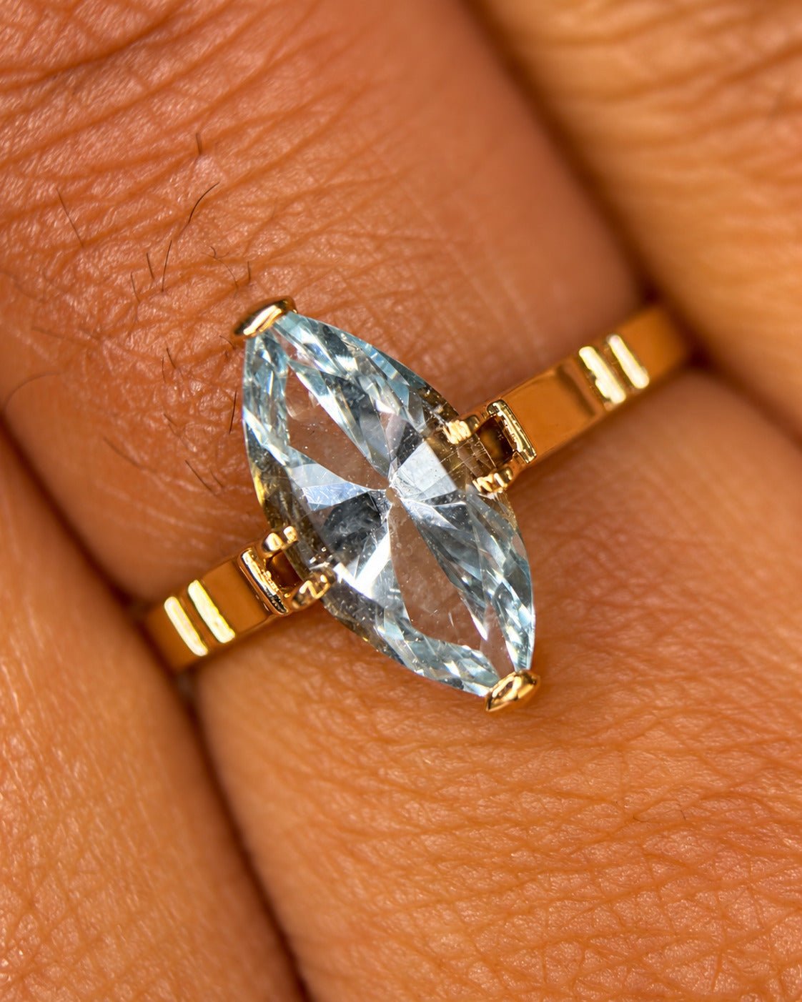 Bague Marquise Aigue-Marine 1.93 carat "Marine" - Elliade Paris