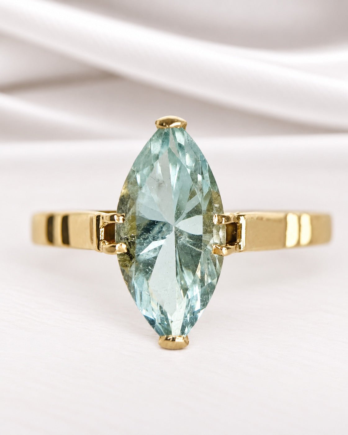Bague Marquise Aigue-Marine 1.93 carat "Marine" - Elliade Paris