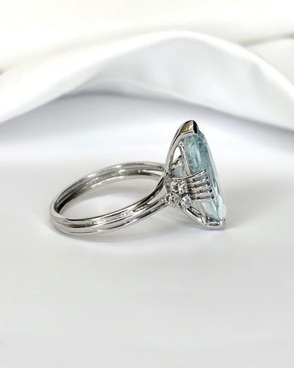 Bague Marquise Aigue - Marine 3.40 carats, Diamants &amp; Or 4,61 g "Eden" - Elliade Paris