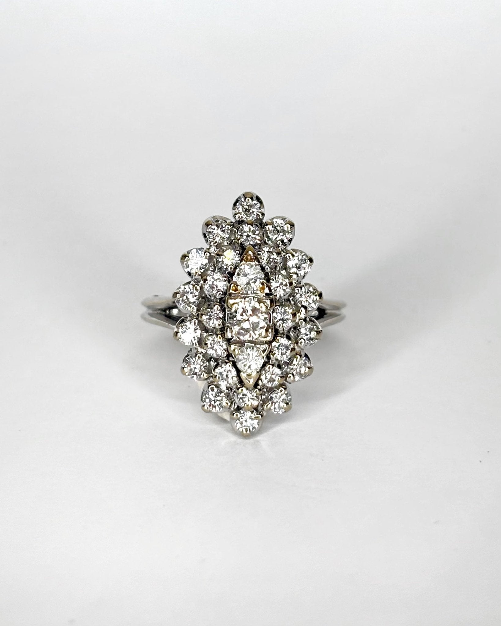 Bague Marquise Diamants 1.17 ct &quot;Daphné&quot; - Elliade Paris