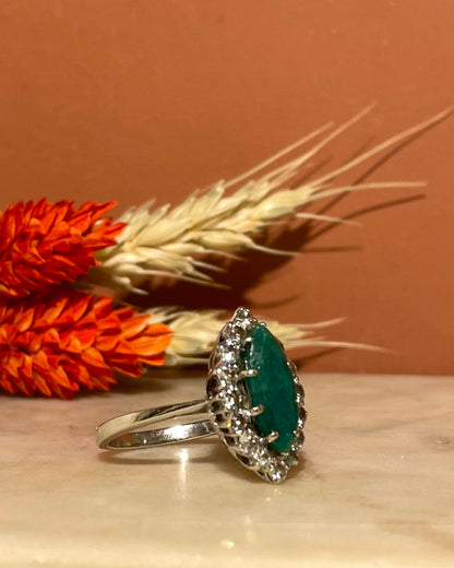 Bague Marquise Emeraude 1.40 carat &amp; Diamants &quot;Françoise&quot; - Elliade Paris