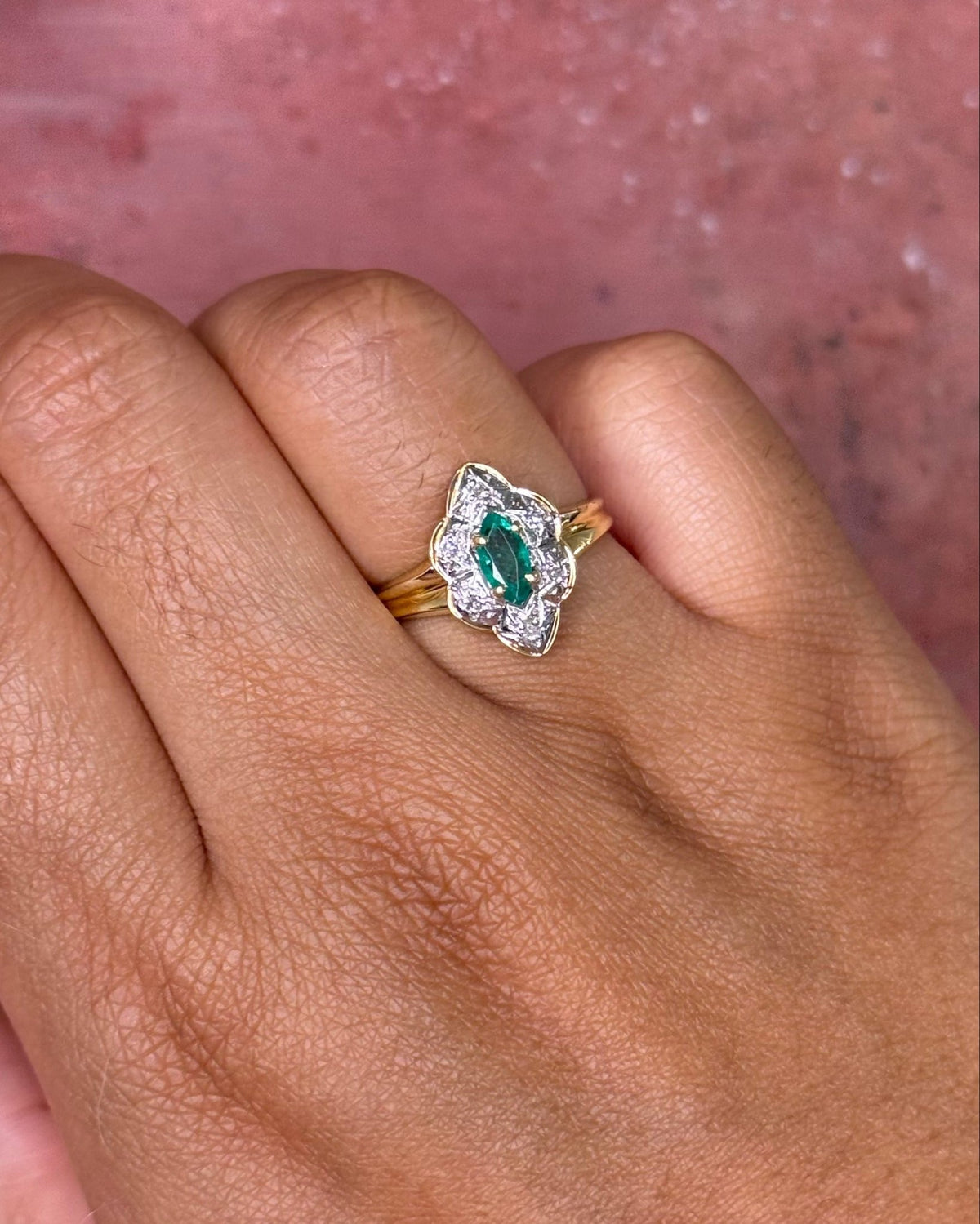 Bague Marquise Émeraude, Diamants &amp; Or "Annaelle" - Elliade Paris