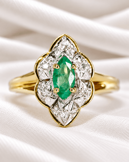 Bague Marquise Émeraude, Diamants &amp; Or "Annaelle" - Elliade Paris